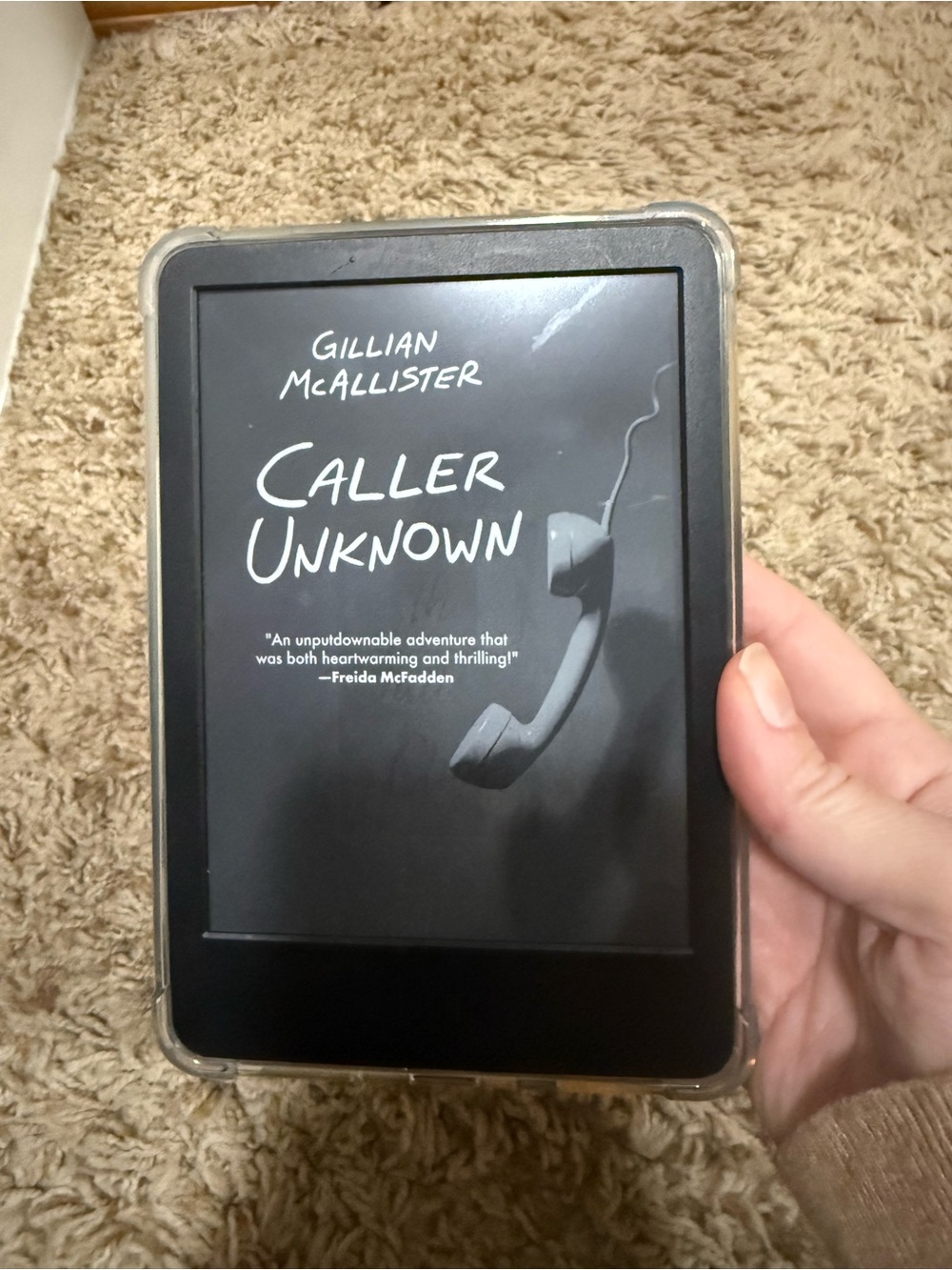 E-reader with Black Book Cover Display - Kindle Basic 11th generation